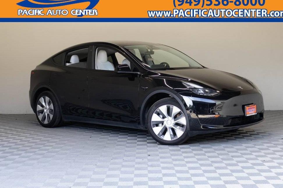 TESLA MODEL Y 2023 7SAYGAEE7PF648166 image